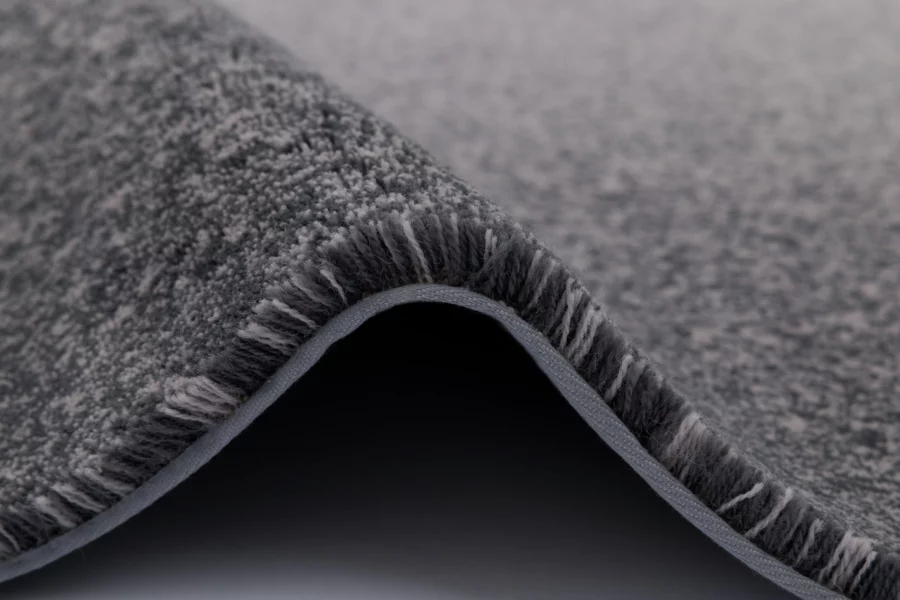 WOOL TRANSITIONS DARK MATTER